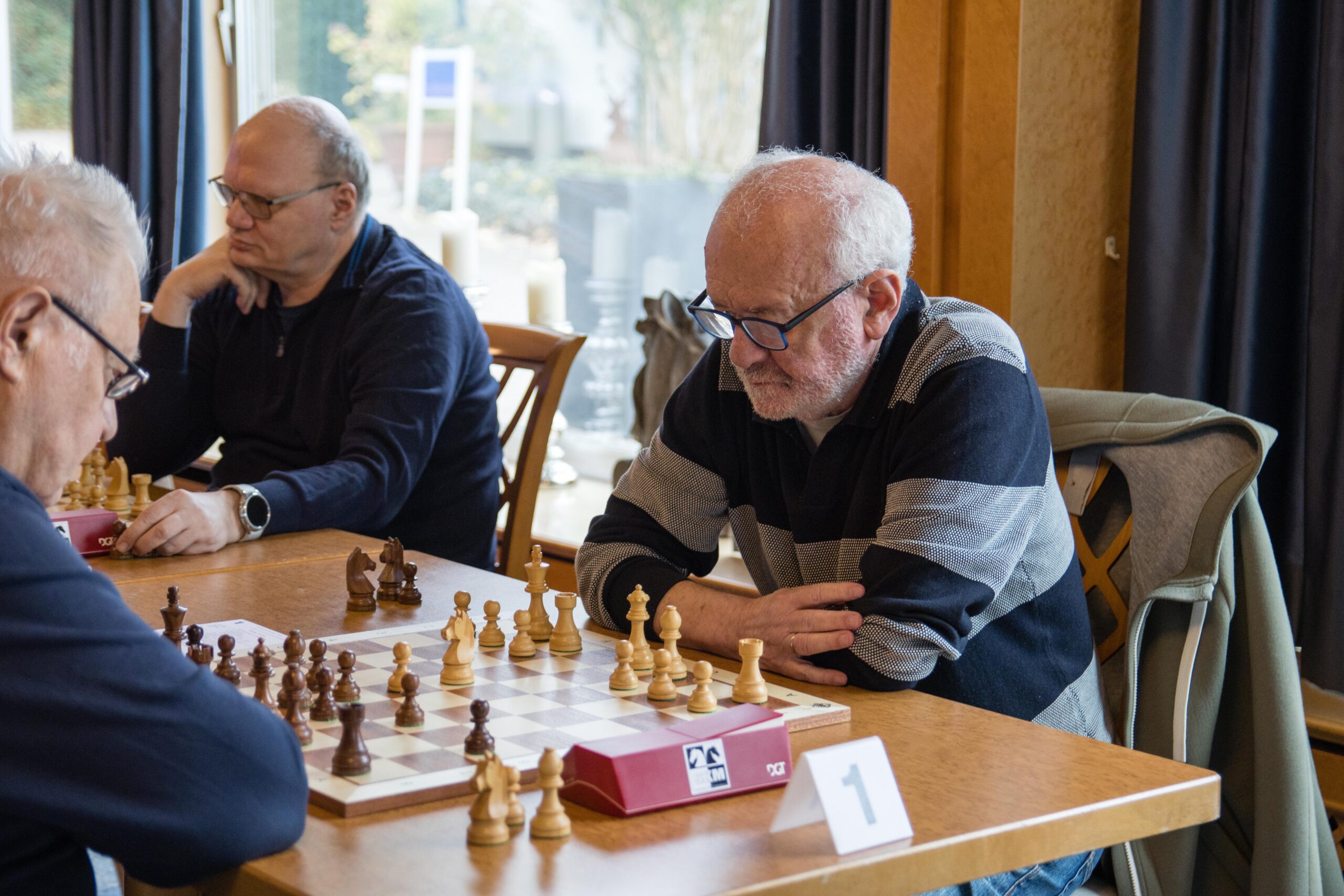 IM Boidman, im Hintergrund Kuhn