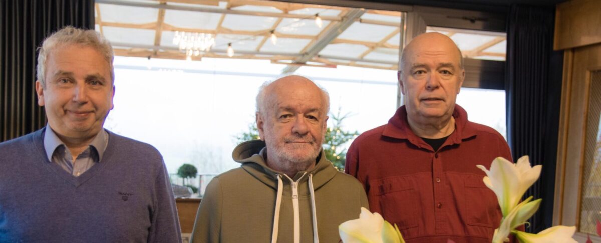 Siegeertrio vlnr Nekhamis, IM Boidman, Rudolph